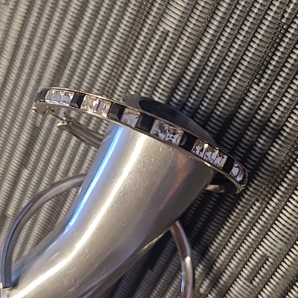 Atelier Swarovski Viktor & Rolf Crystal Hoops - Picture 4 of 6